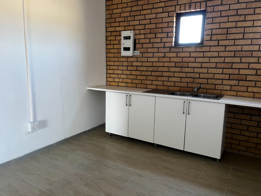 To Let commercial Property for Rent in Meerhof North West